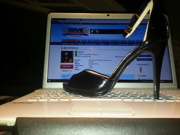 Public Photo of catnoire