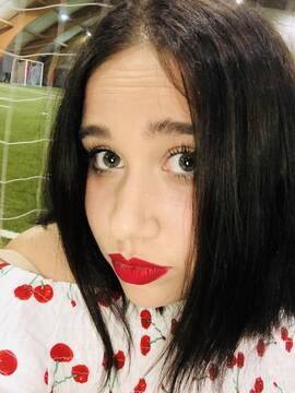 Public Photo of Biondinacaliente